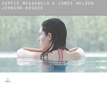 Coppie massaggio a  James Weldon Johnson Houses