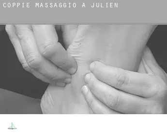 Coppie massaggio a  Julien